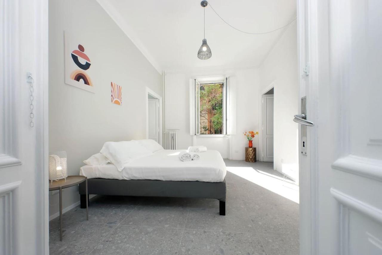 Appartamento "Corso - Cuore Di Roma" By Flatinrome Bagian luar foto